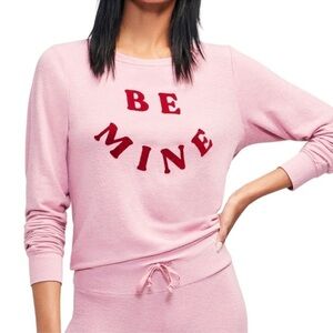 Wildfox NWT Rose Pink Red Raised Velvet “Be Mine” Baggy Beach Jumper Sweatshirt